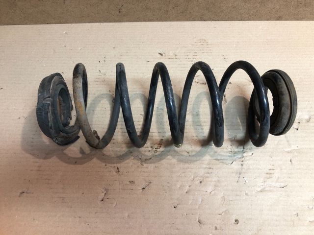 bontott MITSUBISHI COLT Hátsó Rugó