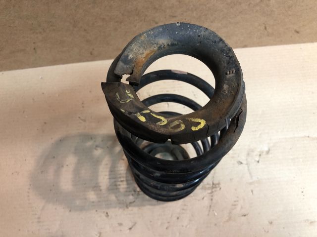 bontott MITSUBISHI COLT Hátsó Rugó