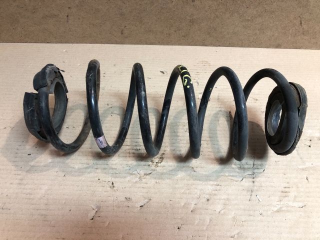 bontott MITSUBISHI COLT Hátsó Rugó