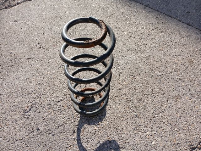 bontott MITSUBISHI COLT Hátsó Rugó