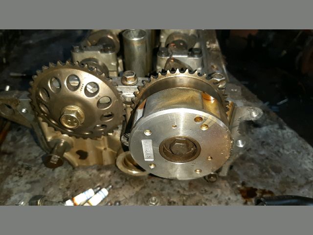 bontott MITSUBISHI COLT Hengerfej