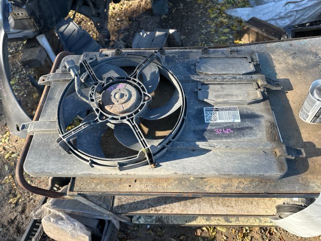 bontott MITSUBISHI COLT Hűtőventilátor Keret