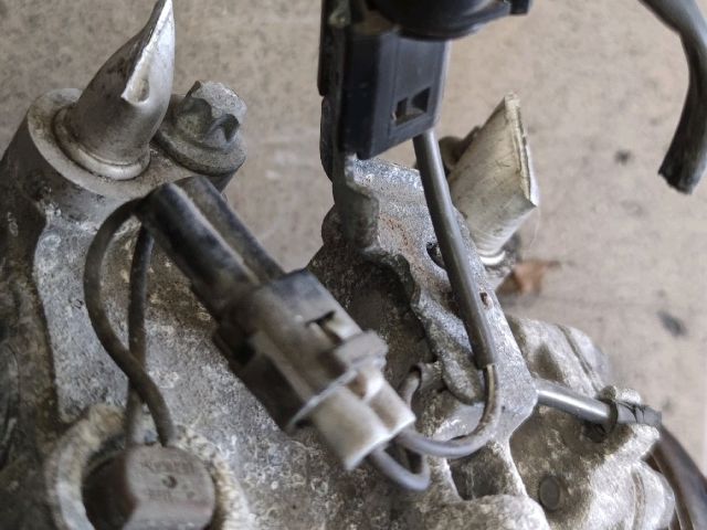 bontott MITSUBISHI COLT Klímakompresszor