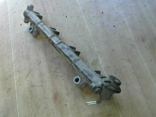 bontott MITSUBISHI COLT Közösnyomócső