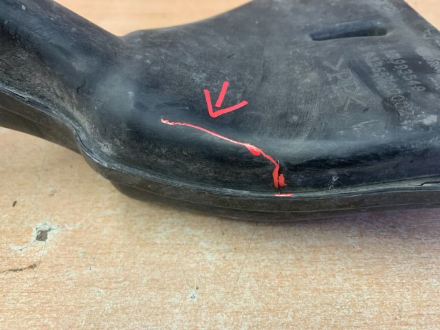 bontott MITSUBISHI COLT Légbeömlő Cső