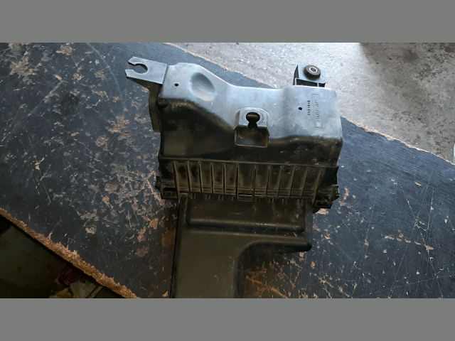 bontott MITSUBISHI COLT Légszűrő Ház