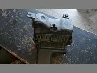 bontott MITSUBISHI COLT Légszűrő Ház