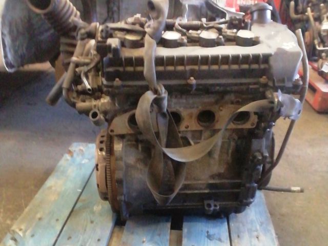 bontott MITSUBISHI COLT Motor (Fűzött blokk hengerfejjel)