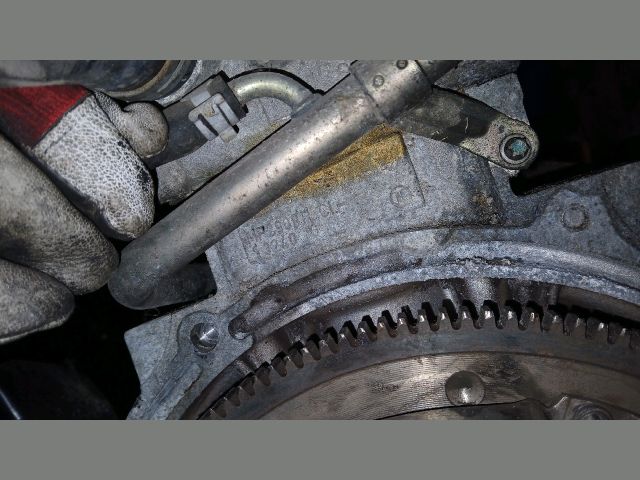 bontott MITSUBISHI COLT Motor (Fűzött blokk hengerfejjel)