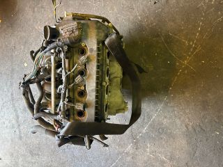 bontott MITSUBISHI COLT Motor (Fűzött blokk hengerfejjel)