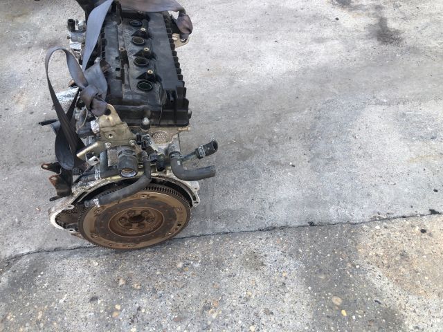 bontott MITSUBISHI COLT Motor (Fűzött blokk hengerfejjel)