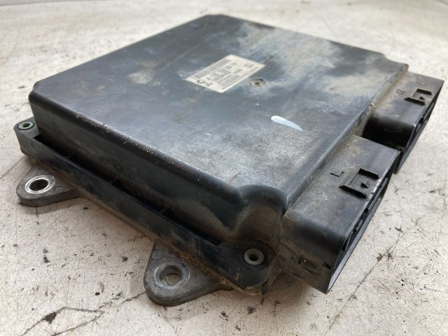 bontott MITSUBISHI COLT Motorvezérlő