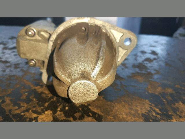 bontott MITSUBISHI COLT Önindító