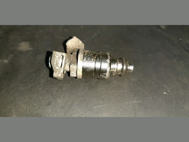 bontott MITSUBISHI COLT Porlasztó (1 db)