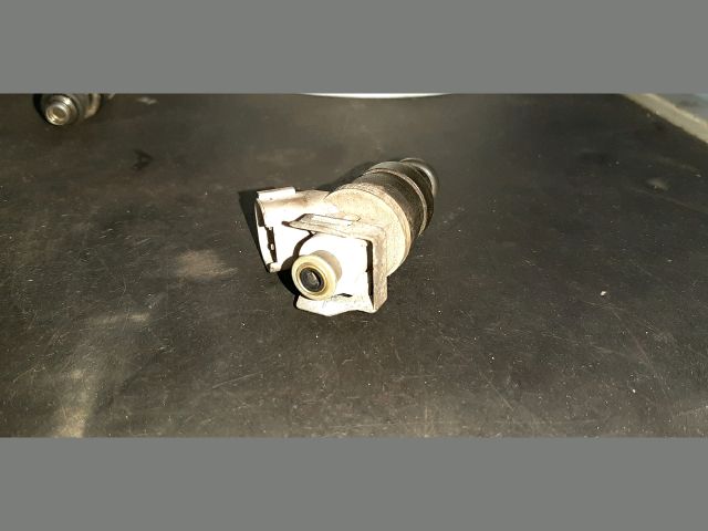 bontott MITSUBISHI COLT Porlasztó (1 db)