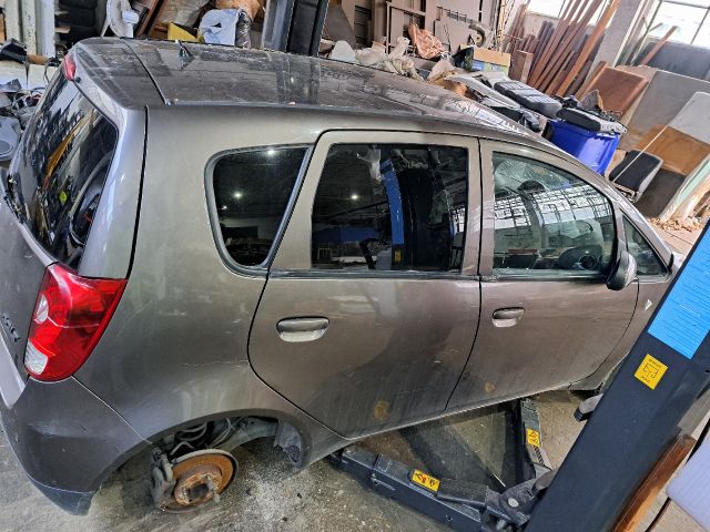 bontott MITSUBISHI COLT Porlasztó Sor / Híd