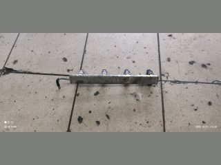 bontott MITSUBISHI COLT Porlasztó Sor / Híd