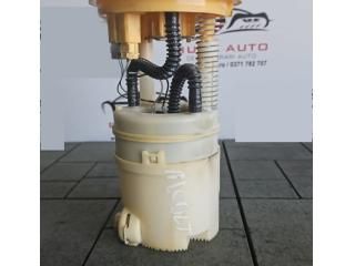 bontott MITSUBISHI COLT Üzemanyag Szivattyú