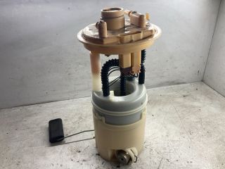 bontott MITSUBISHI COLT Üzemanyag Szivattyú