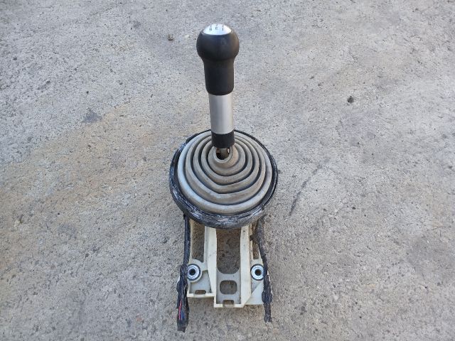 bontott MITSUBISHI COLT Váltó Kulissza