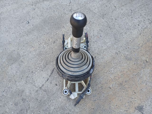 bontott MITSUBISHI COLT Váltó Kulissza