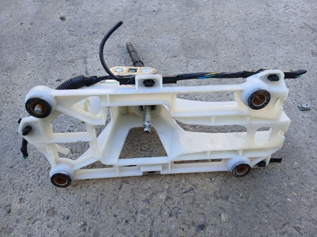 bontott MITSUBISHI COLT Váltó Kulissza