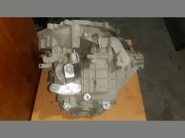 bontott MITSUBISHI COLT Váltó (Mechanikus)