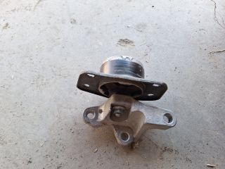 bontott MITSUBISHI COLT Váltó Tartó Bak (Pozíciófüggetlen)