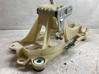 bontott MITSUBISHI COLT Váltókar (Mechanikus)