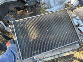 bontott MITSUBISHI COLT Vízhűtő Radiátor (Klímás)