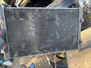 bontott MITSUBISHI COLT Vízhűtő Radiátor (Klímás)