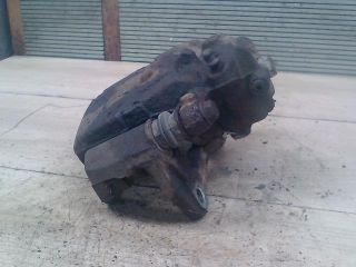 bontott MITSUBISHI COLT Bal első Féknyereg Munkahengerrel