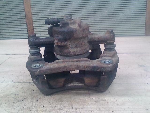 bontott MITSUBISHI COLT Bal első Féknyereg Munkahengerrel