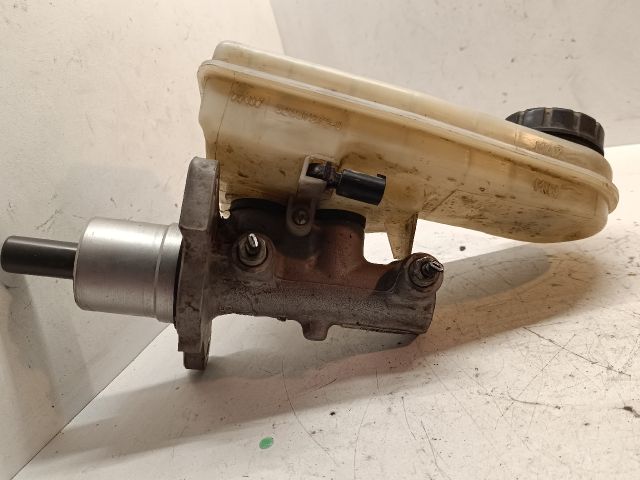 bontott MITSUBISHI COLT Főfékhenger