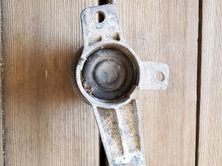 bontott MITSUBISHI COLT Motor Tartó Bak Jobb