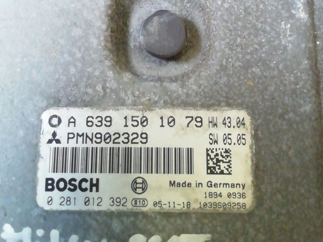 bontott MITSUBISHI COLT Motorvezérlő