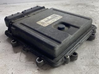 bontott MITSUBISHI COLT Motorvezérlő