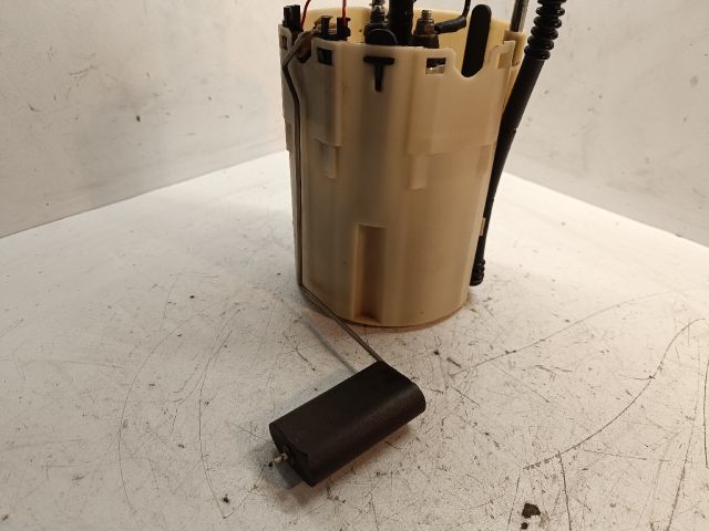 bontott MITSUBISHI COLT Üzemanyag Szivattyú