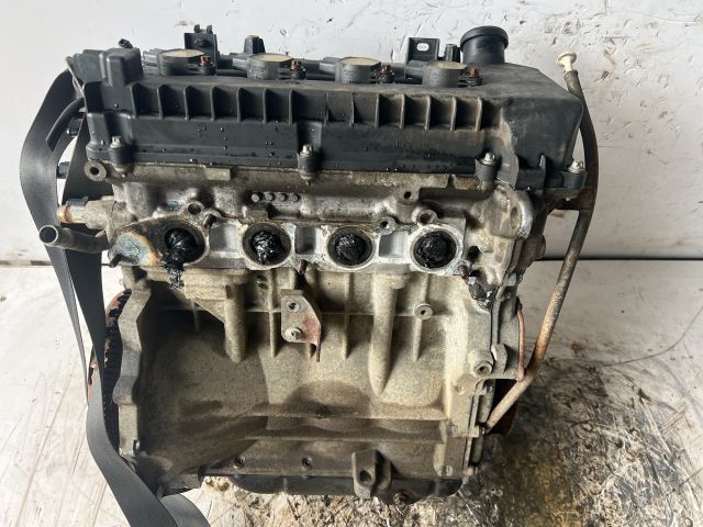 bontott MITSUBISHI COLT Motor (Fűzött blokk hengerfejjel)