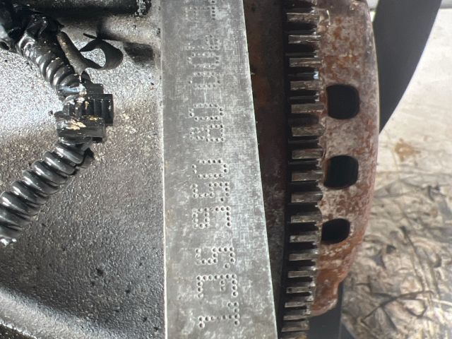 bontott MITSUBISHI COLT Motor (Fűzött blokk hengerfejjel)