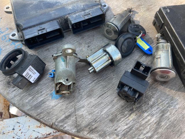 bontott MITSUBISHI COLT Motorvezérlő