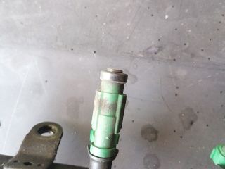 bontott MITSUBISHI COLT Porlasztó (1 db)