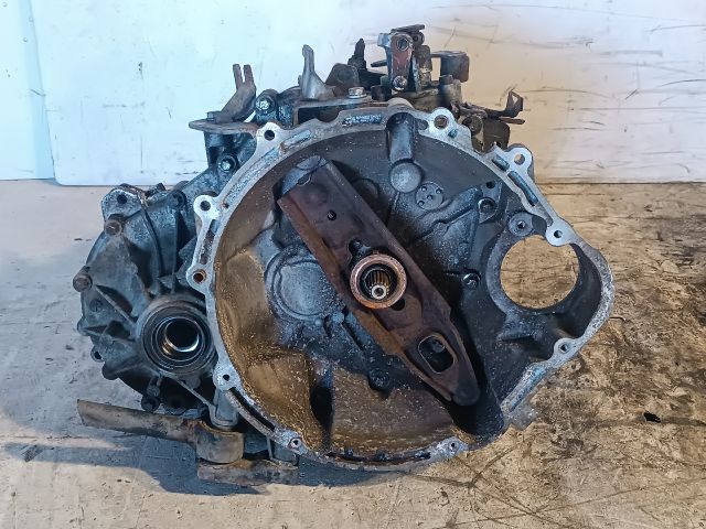 bontott MITSUBISHI COLT Váltó (Mechanikus)