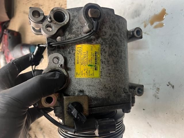 bontott MITSUBISHI COLT Klímakompresszor