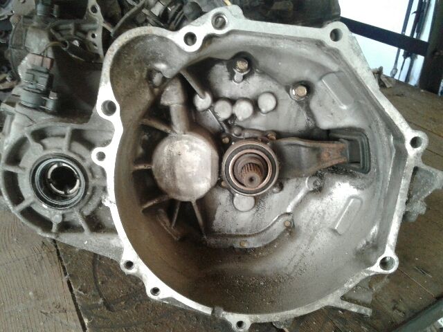 bontott MITSUBISHI COLT Váltó (Mechanikus)