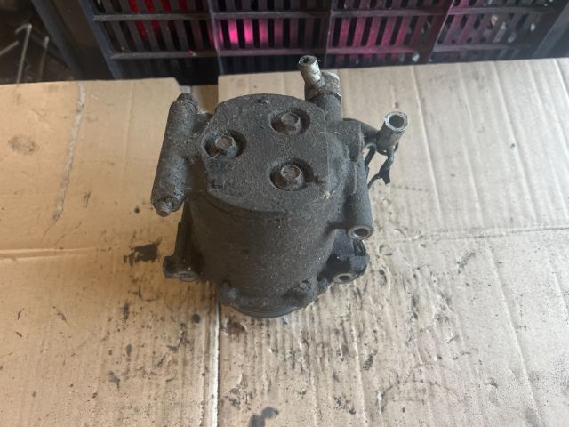 bontott MITSUBISHI COLT Klímakompresszor