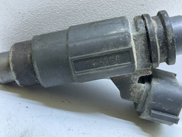 bontott MITSUBISHI COLT Porlasztó (1 db)