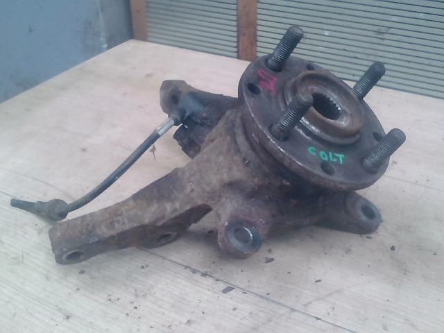 bontott MITSUBISHI COLT Bal első Csonkállvány Kerékaggyal