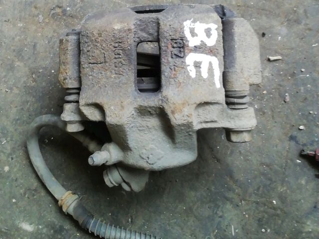 bontott MITSUBISHI COLT Bal első Féknyereg Munkahengerrel