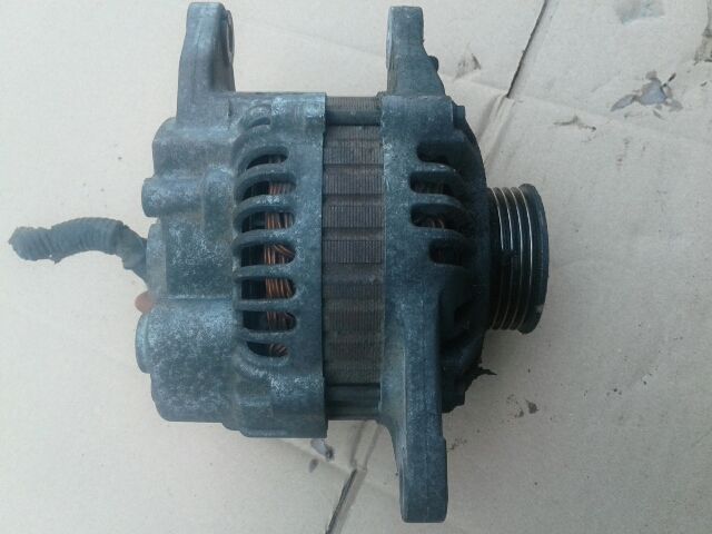 bontott MITSUBISHI COLT Generátor